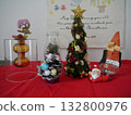 Christmas tree and Santa Claus 132800976