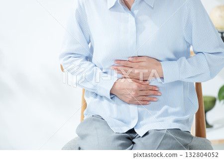 Middle-aged woman with stomachache 132804052