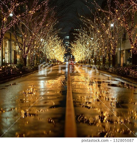 Illuminations reflecting on the water surface Illuminations reflecting on the water surface 132805087