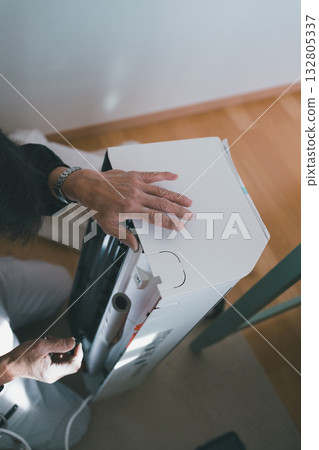 air conditioning, constructing, male 132805337
