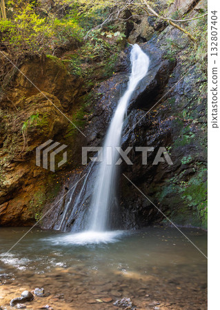 群馬縣東吾妻町觀音山不動瀑布 132807404