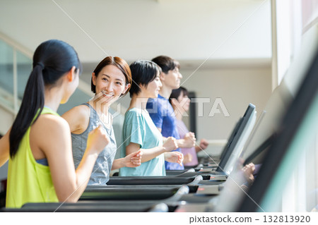 A middle-aged woman running at the gym. Photo courtesy of Sports Club & Sauna Spa Renaissance Makuhari 24 132813920