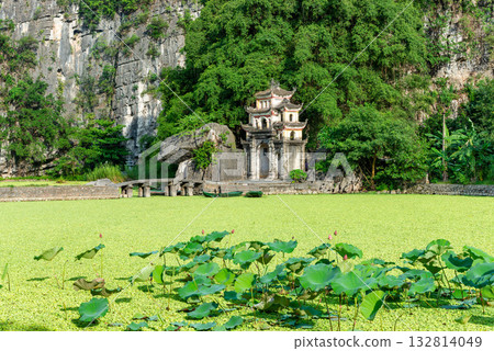 Bich Dong Pagoda Gate in Ninh Binh, Vietnam Bich Dong Pagoda Gate in Ninh Binh, Vietnam 132814049
