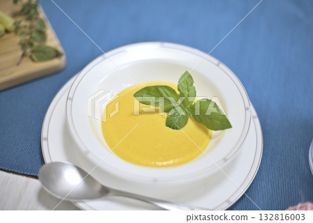 Today's lunch Today's lunch 132816003