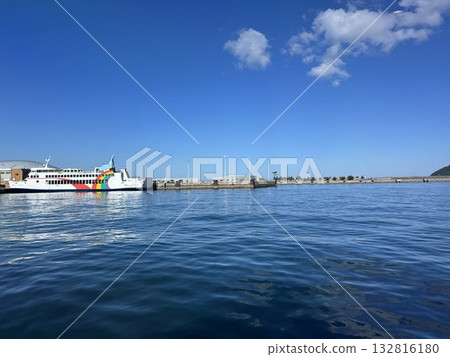 Takamatsu Port from a high-speed boat 132816180