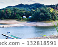 A smelt fishing boat floating on Iruka Pond in Inuyama City, Aichi Prefecture 132818591