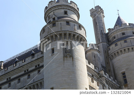 Chateau de Pierrefonds, Pierrefonds, Oise, France Chateau de Pierrefonds, Pierrefonds, Oise, France 132821004