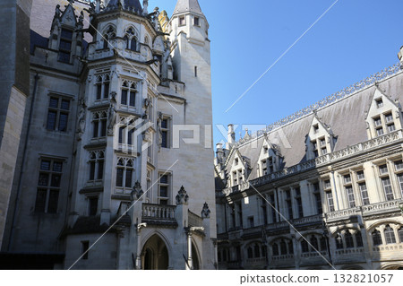 Chateau de Pierrefonds, Pierrefonds, Oise, France 132821057