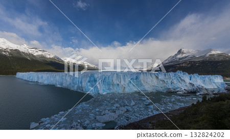 Perito Moreno Glacier, Los Glaciares National Park, Santa Cruz Province, Patagonia Argentina. 132824202