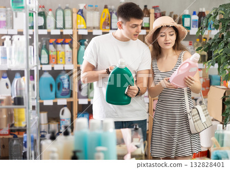 Couple view trademark sign on label, pick eco friendly liquid detergent Couple view trademark sign on label, pick eco friendly liquid detergent 132828401