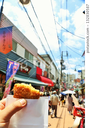 Tokyo Yanaka Ginza Shopping Street: Croquette Eating Tour 132830587