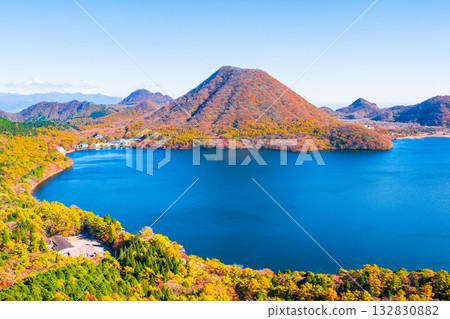 Mount Haruna (Autumn): View from Mount Kabuki and Suzuriiwa 132830882