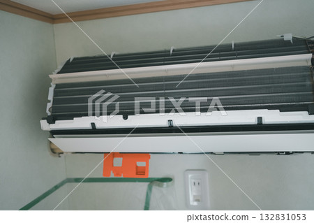 air conditioning, installation, constructing 132831053