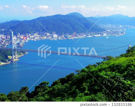 從檜山公園眺望的關門海峽（山口縣下關市） 132833186