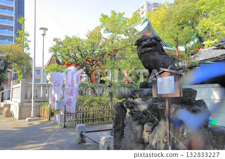 川原稻荷神社、守護犬和參拜殿，千住川原町，足立區 132833227
