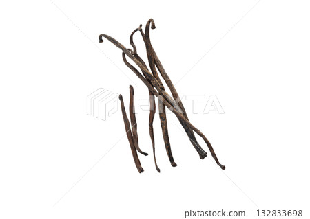 Four vanilla pods on a white background, isolated on white, PNG 132833698