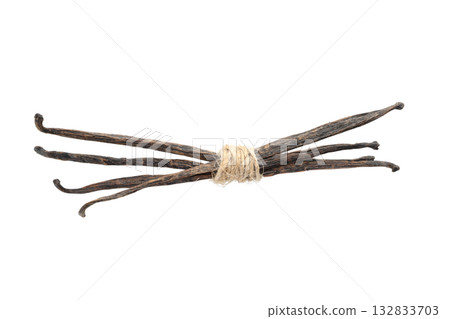 Vanilla beans arranged and tied for culinary use, isolated, PNG 132833703