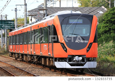 [Iyo Railway] 7000 series (Takahama Line: Nishikinoyama Station) 132833735