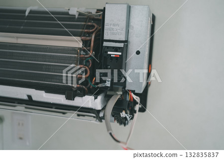 air conditioning, constructing, pipe 132835837
