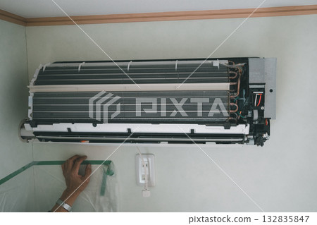 air conditioning, constructing, male 132835847