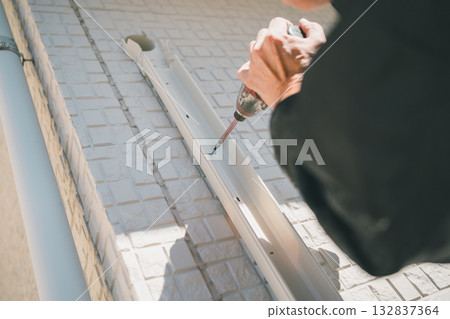 air conditioning, piping, constructing 132837364