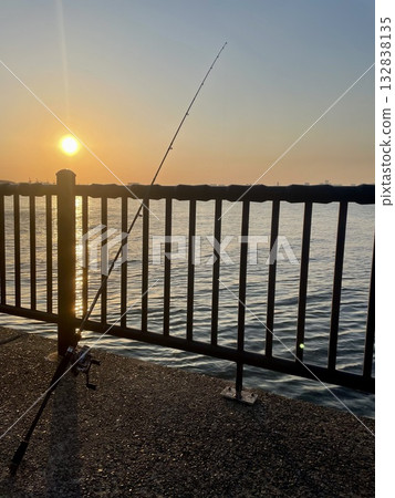 出海釣魚和日落 出海釣魚和日落 132838135