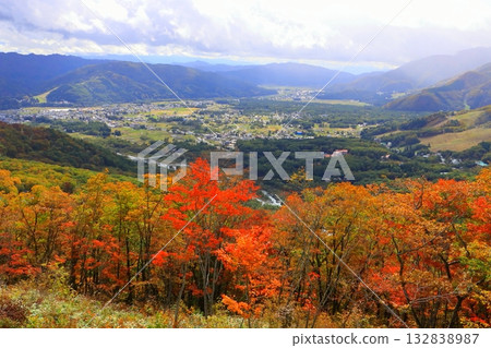 Autumn view from Hakuba Hitotoki no Mori (5th Line South Lift, Hakuba Village, Nagano Prefecture) 132838987