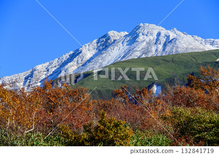 Spectacular view of snow-capped Mount Chokai from Hokotate Parking Lot, Akita Prefecture Spectacular view of snow-capped Mount Chokai from Hokotate Parking Lot, Akita Prefecture 132841719