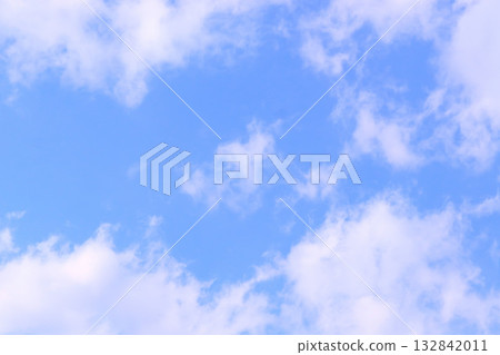 藍天白雲/背景素材 132842011