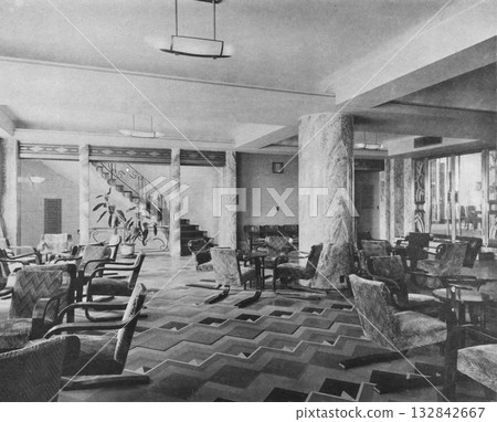 戰前和戰時建築、現代建築、昭和時代的大廳 132842667