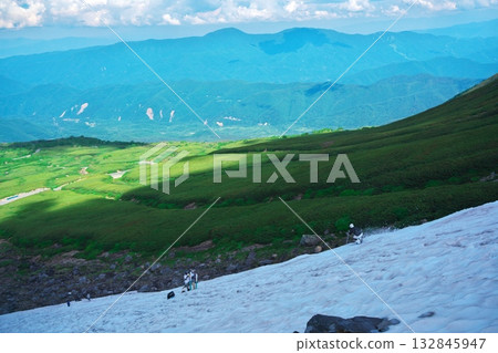 Summer skiing on the clouds on the upper left side of Norikura Taisetsukei 132845947
