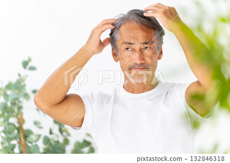 一個關心自己頭髮的男人 護髮 132846318