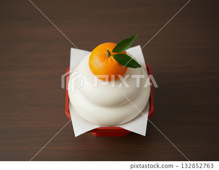 A bird's-eye view of Kagami mochi 132852763