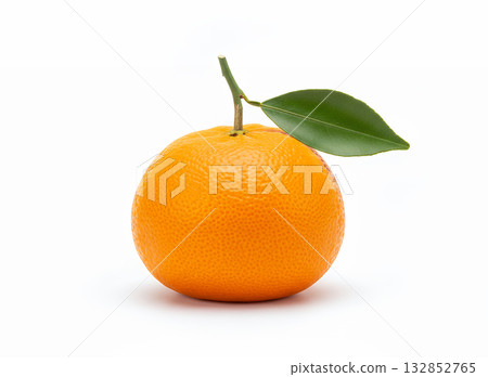 Fresh mandarin orange fruit image 132852765