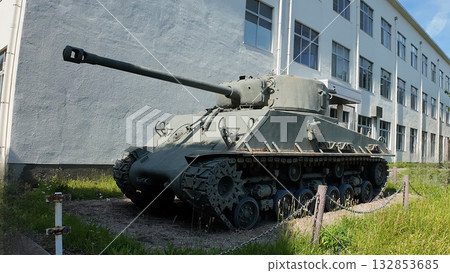 國防學院 國防學院 132853685