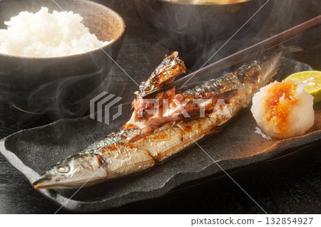 Grilled autumn fish 132854927