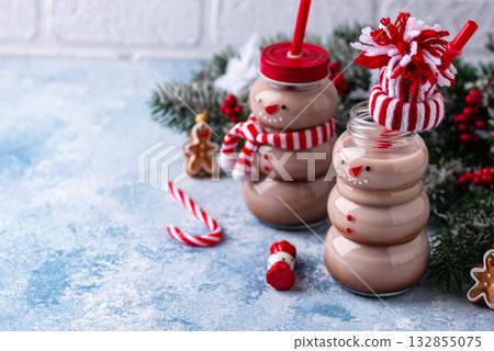 Hot chocolate or cocoa in shape of snowman 132855075