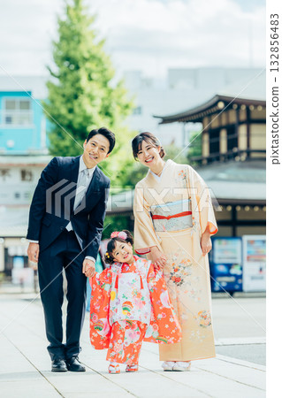 七五三家族肖像 132856483