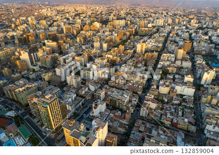 Aerial view of Miraflores and its boardwalk in Lima. 132859004