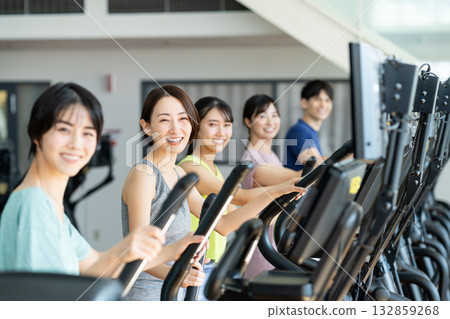 People using cross trainers at the gym. Photo courtesy of Sports Club & Sauna Spa Renaissance Makuhari 24 132859268