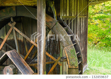 Waterwheel and autumn leaves Waterwheel and autumn leaves 132859637