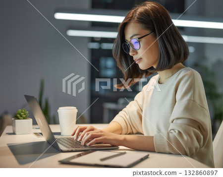 女性加班：工作與生活平衡，生成式人工智慧 132860897