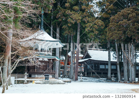 高野山:冬季的六角峽 高野山:冬季的六角峽 132860914