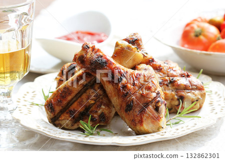 chicken, chili, cooked 132862301