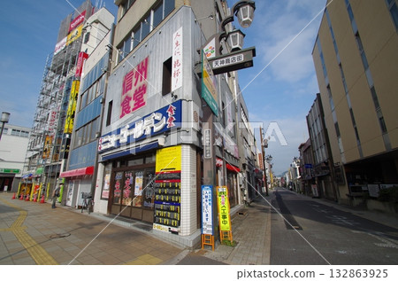 長野縣上田站前的商業街 132863925