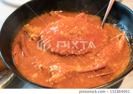 Singapore's famous chili crab Singapore's famous chili crab 132864001