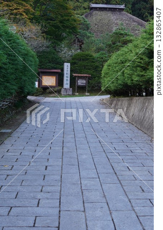 鎌倉、北向觀音、天台宗總本山淨樂寺以及信州別所溫泉週邊地區的景色 132865407