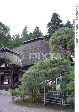 Scenery of Kamakura, Kitamuki Kannon, Jorakuji Temple, a special head temple of the Tendai sect, and the area around Bessho Onsen in Shinshu 132865415