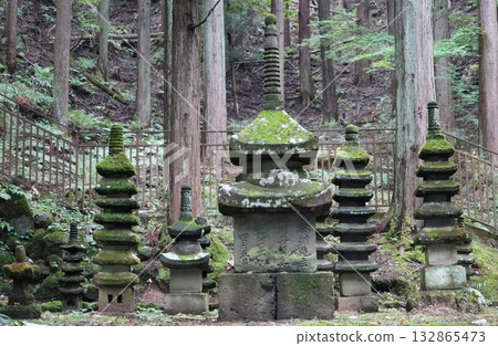 Scenery of Kamakura, Kitamuki Kannon, Jorakuji Temple, a special head temple of the Tendai sect, and the area around Bessho Onsen in Shinshu Scenery of Kamakura, Kitamuki Kannon, Jorakuji Temple, a special head temple of the Tendai sect, and the area around Bessho Onsen in Shinshu 132865473