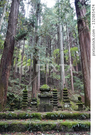 Scenery of Kamakura, Kitamuki Kannon, Jorakuji Temple, a special head temple of the Tendai sect, and the area around Bessho Onsen in Shinshu Scenery of Kamakura, Kitamuki Kannon, Jorakuji Temple, a special head temple of the Tendai sect, and the area around Bessho Onsen in Shinshu 132865474